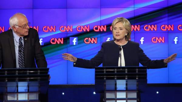 Los precandidatos demócratas Sanders, Clinton y O´Malley Los precandidatos demócratas Sanders, Clinton y O´Malley