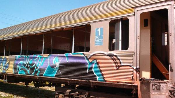 Pintada en un tren Pintada en un tren
