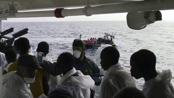 Inmigrantes sur de Italia Inmigrantes sur de Italia