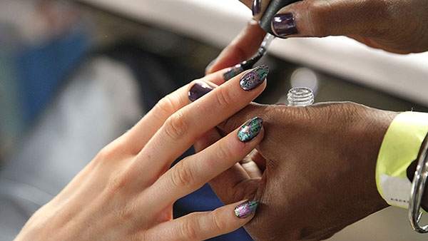 Uñas 'glitter' Uñas 'glitter'