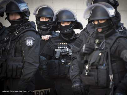 Redada en Saint Denis