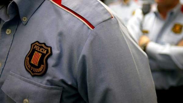 Mossos d'Esquadra Mossos d'Esquadra