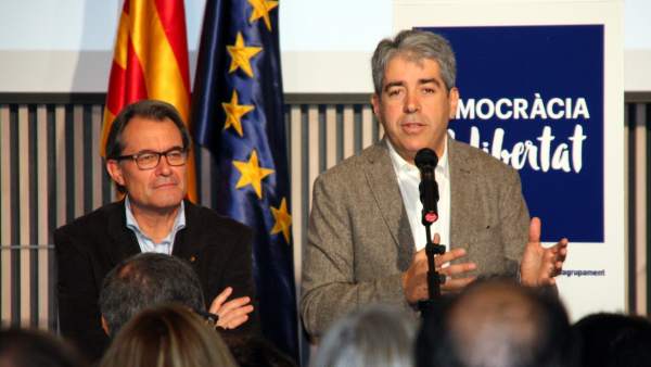 Artur Mas y Francesc Homs, candidato de Democràcia i Llibertat para el 20D. Artur Mas y Francesc Homs, candidato de Democràcia i Llibertat para el 20D.