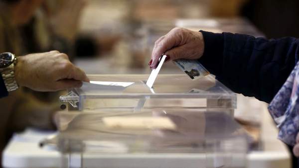 Votando Votando