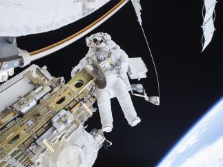 Paseo espacial en la EEI
