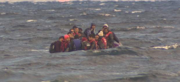 Refugiados llegando a Lesbos