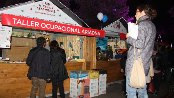 I Fira de Consum Responsable de la plaza de Cataluña. I Fira de Consum Responsable de la plaza de Cataluña.