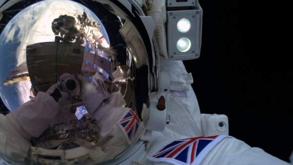 Selfie espacial Selfie espacial