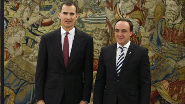 Felipe VI y Javier Esparza (UPN) Felipe VI y Javier Esparza (UPN)