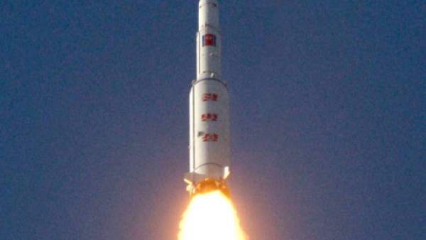 El satélite coreano Kwangmyongsong-4 (Estrella Brillante-4) El satélite coreano Kwangmyongsong-4 (Estrella Brillante-4)