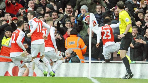 Gol del Arsenal, Welbeck Gol del Arsenal, Welbeck