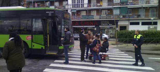 El Langui parando un autobús