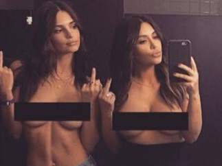 'Peineta' en topless