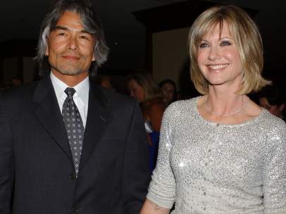 Patrick McDermott y Olivia Newton-John