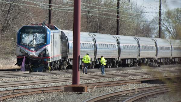 El tren de Amtrak que descarriló en Chester El tren de Amtrak que descarriló en Chester