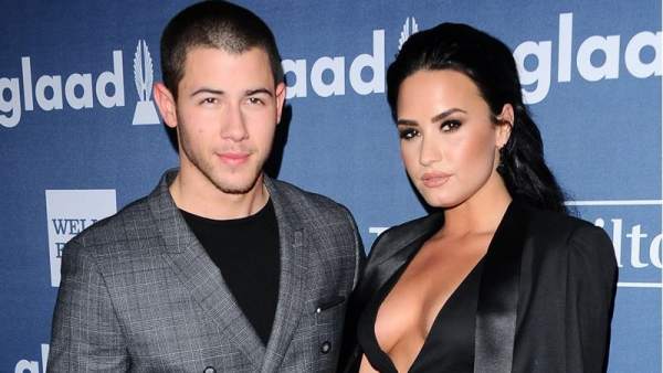 Nick Jonas y Demi Lovato Nick Jonas y Demi Lovato