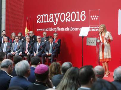 Cifuentes preside los actos oficiales con motivo del Dos de Mayo