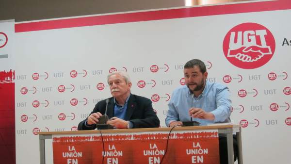 El secretario general de UGT Asturias, Justo Rodríguez Braga, y Abel González, El secretario general de UGT Asturias, Justo Rodríguez Braga, y Abel González,