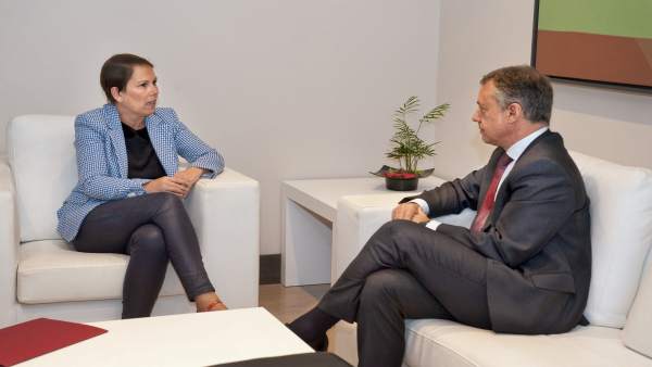 Uxue Barkos e Iñigo Urkullu Uxue Barkos e Iñigo Urkullu