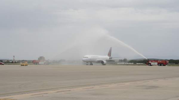 El aeropuerto de Jerez bautiza el primer vuelo de Brussels Airlines El aeropuerto de Jerez bautiza el primer vuelo de Brussels Airlines