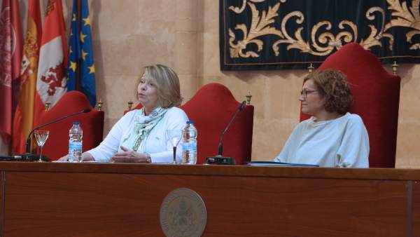 Adrienne L. Martin en el Congreso 'Cervantes + Shakespeare' Adrienne L. Martin en el Congreso 'Cervantes + Shakespeare'