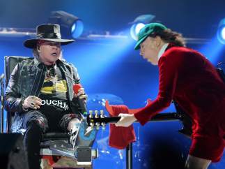 Axl Rose y Angus Young