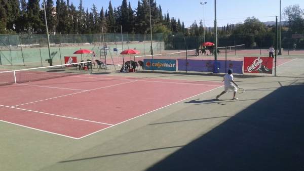 El Torneo de Tenis de Albox ha contado con una alta participación y nivel. El Torneo de Tenis de Albox ha contado con una alta participación y nivel.