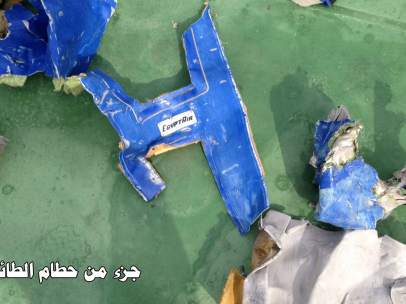 Restos del avión de EgyptAir