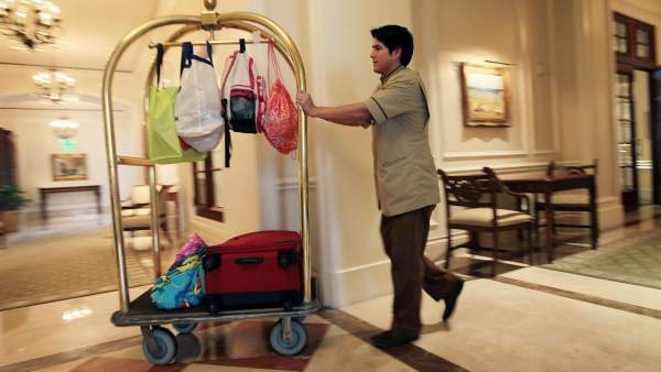 Trabajador de un hotel Trabajador de un hotel