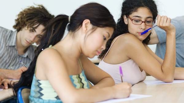 Estudiantes Estudiantes