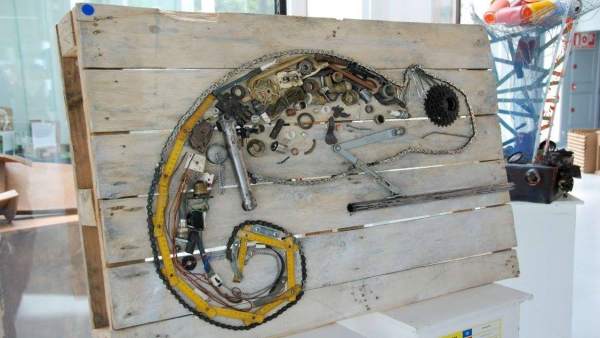 Una de las obras elaboradas por un alumno Una de las obras elaboradas por un alumno
