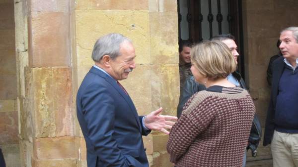 Wenceslao López, hablando con Ana Taboada Wenceslao López, hablando con Ana Taboada