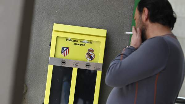 Urnas ceniceros del Real Madrid y el Atleti Urnas ceniceros del Real Madrid y el Atleti