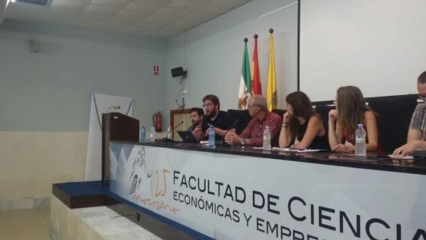 Mesa de trabajo de Podemos en Cádiz Mesa de trabajo de Podemos en Cádiz