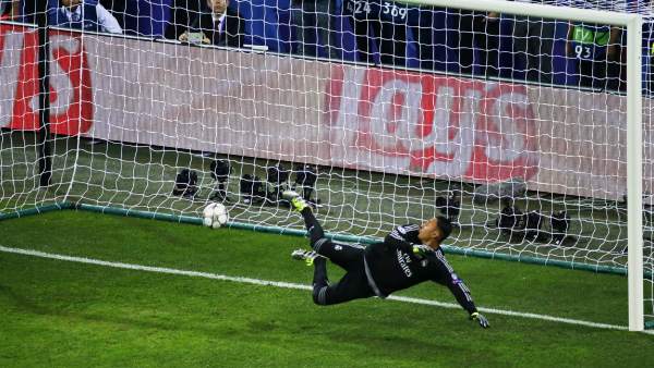 Penalti Penalti