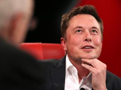 Elon Musk cree que hay una posibilidad de que vivamos en una simulación