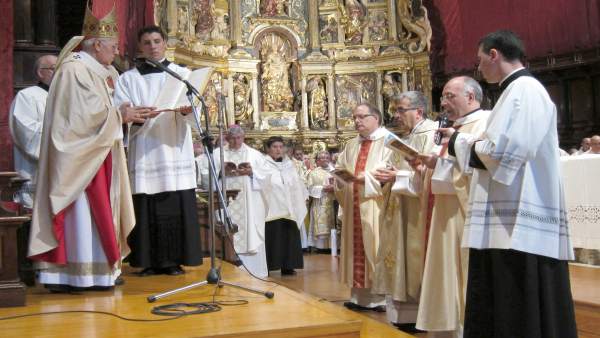 Ordenación de Luis Argüello Ordenación de Luis Argüello