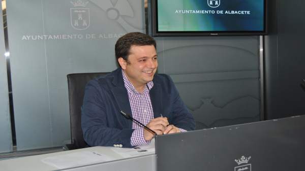 Manuel Serrano, concejal de Albacete Manuel Serrano, concejal de Albacete