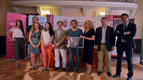 NP PRESENTACION I JORNADAS DE BLOGGERS DE MODA NP PRESENTACION I JORNADAS DE BLOGGERS DE MODA