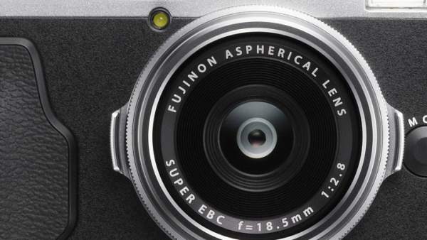 Fujifilm X70 Fujifilm X70