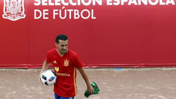 Pedro, en un entrenamiento con la selección Pedro, en un entrenamiento con la selección