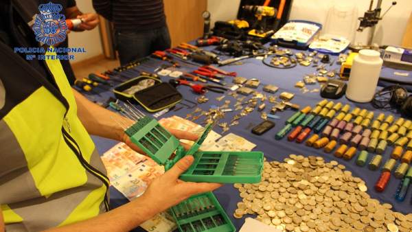 Material intervenido por la Policía Nacional. Material intervenido por la Policía Nacional.