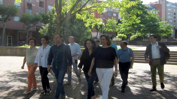 Luena, con su equipo Luena, con su equipo