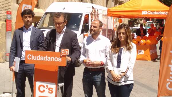 El portavoz de Economía de la formación, Toni Roldán, durante su acto en Murcia El portavoz de Economía de la formación, Toni Roldán, durante su acto en Murcia