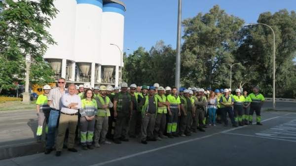 Trabajadores durante la celebración del Día de la Seguridad Trabajadores durante la celebración del Día de la Seguridad