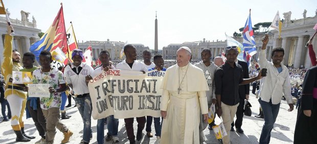 Apoyo papal a los refugiados