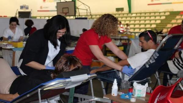 Profesionales del Centro de Área de Transfusión Sanguínea Profesionales del Centro de Área de Transfusión Sanguínea