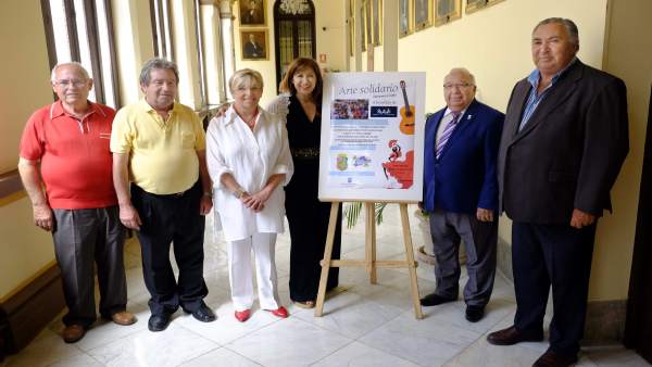 Gemma del Corral, Miguel Carmona, Diego Pérez, Antonio Meléndez, María Antonia M Gemma del Corral, Miguel Carmona, Diego Pérez, Antonio Meléndez, María Antonia M