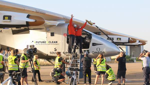 Llegada del avión Solar Impulse II a Sevilla. Llegada del avión Solar Impulse II a Sevilla.