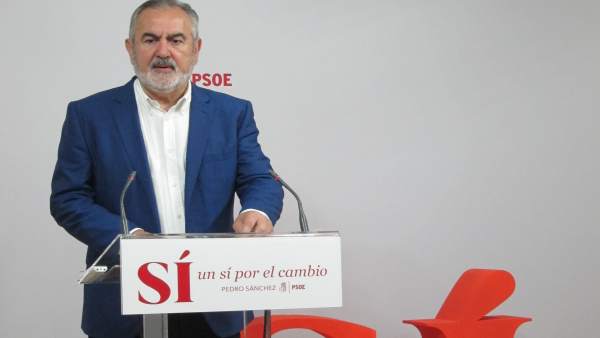 Rafael González Tovar, durante la rueda de prensa Rafael González Tovar, durante la rueda de prensa